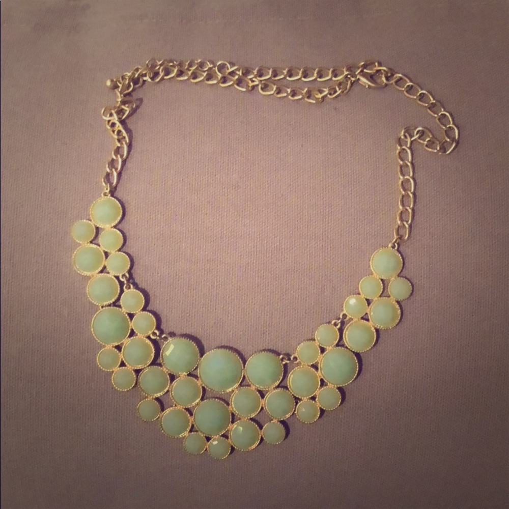 Light green and gold necklace